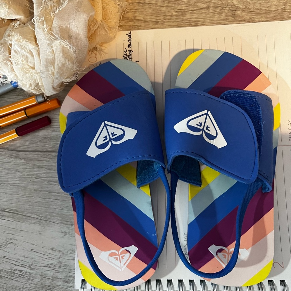 Roxy toddler sandals